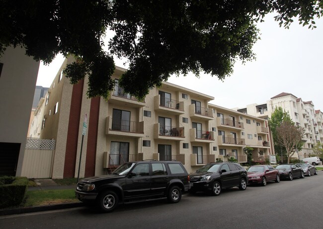 The John Charles Apartments in Los Angeles, CA - Building Photo - Building Photo