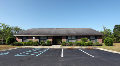 Shadowfield Apartments in Elloree, SC - Foto de edificio - Building Photo