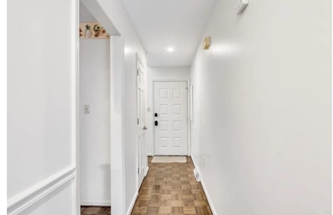 1181 Pebble Dr in Bristol, VA - Building Photo - Building Photo