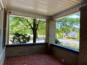 35 Perry Ave in Greenville, SC - Building Photo - Building Photo