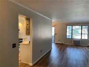 50 Aiken St in Norwalk, CT - Building Photo - Building Photo