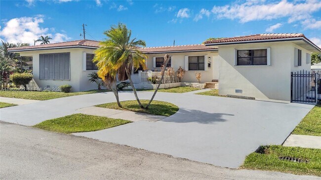 600 SW 8th St in Hallandale Beach, FL - Building Photo - Building Photo