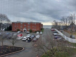 181 Melba St, Unit 321 in Milford, CT - Building Photo - Building Photo