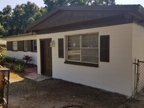 4502 Bray Rd in Tampa, FL - Building Photo - Building Photo