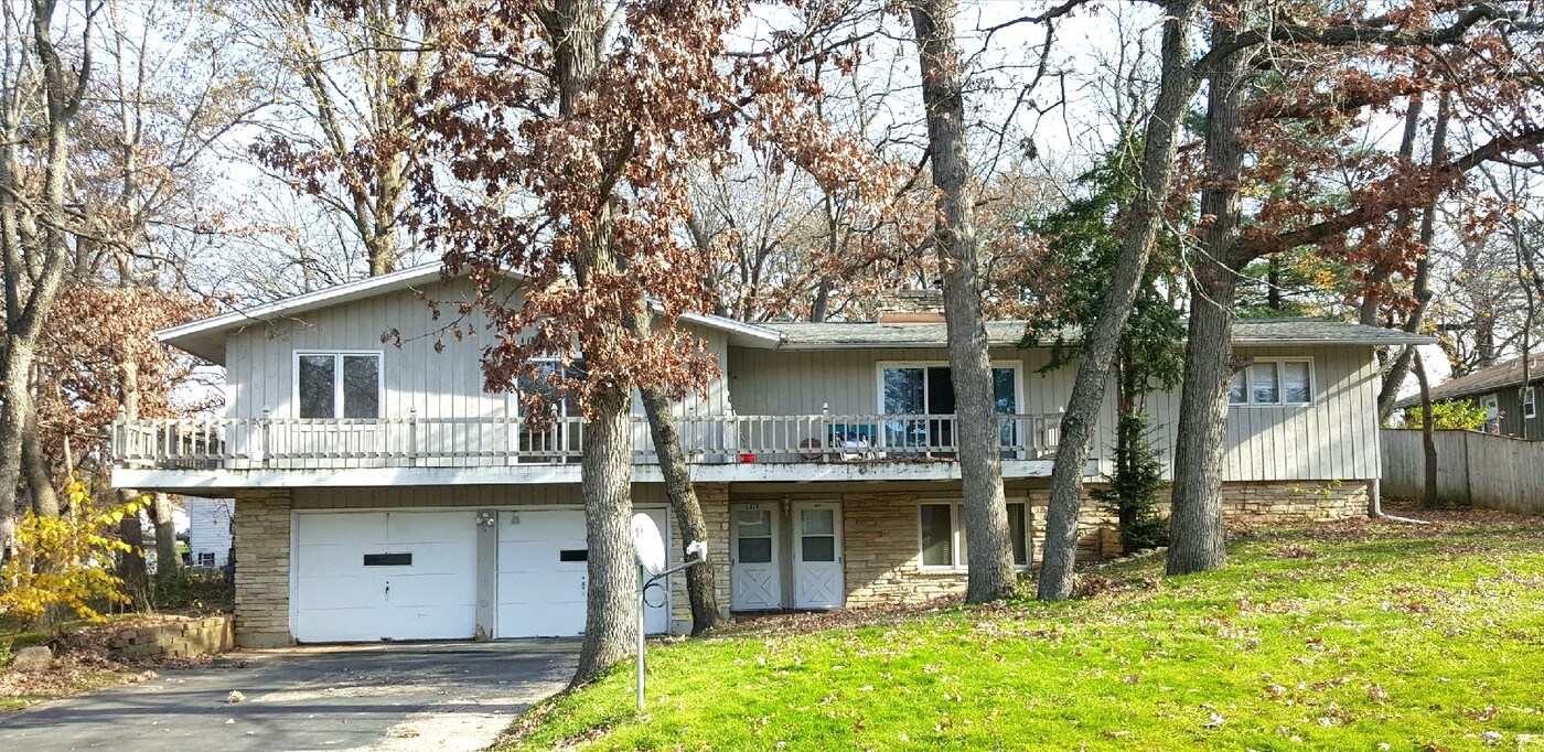 Kingston-Brighton Duplexes in Madison, WI - Foto de edificio