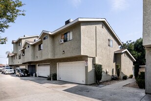 2826 Cogswell Rd in El Monte, CA - Building Photo