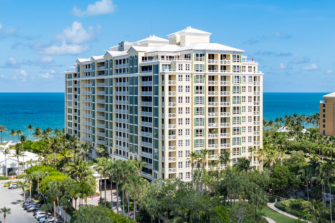 Grand Bay Tower in Key Biscayne, FL - Building Photo