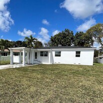 265 NW 130th St in North Miami, FL - Building Photo