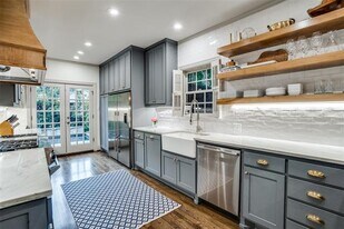 5422 Merrimac Ave in Dallas, TX - Building Photo