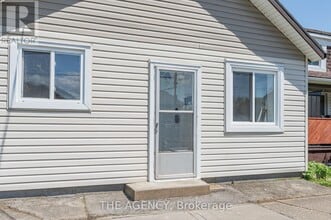 237 Mitchell St in Port Colborne, ON - Building Photo - Building Photo