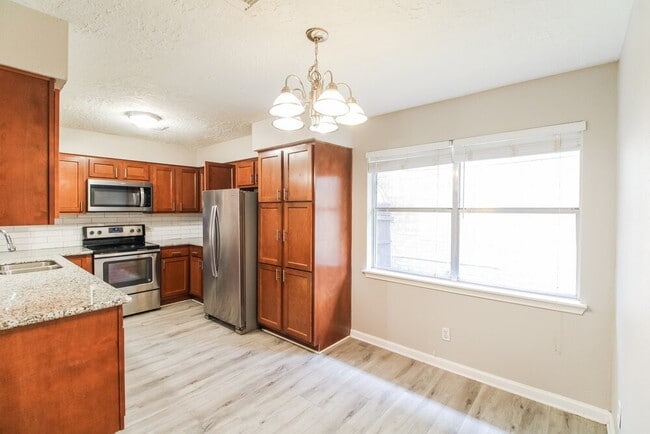 property at 3206 Teakwood Cir