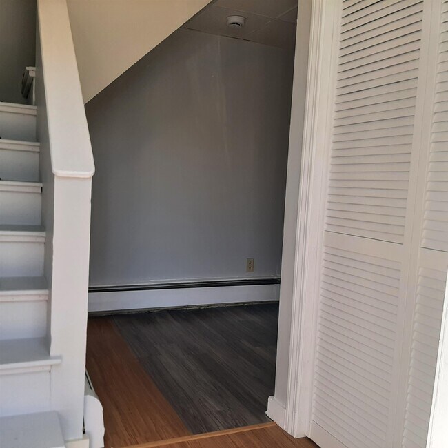 property at 10 Parsons St