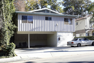 4714 Orion Ave in Sherman Oaks, CA - Building Photo - Building Photo