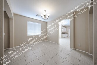 6845 W Alta Vista Rd in Phoenix, AZ - Building Photo - Building Photo