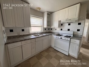 1542 Jackson St in North Chicago, IL - Building Photo - Building Photo