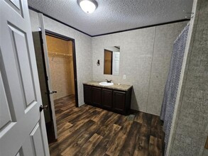268 Bay Port Cir in Springport, MI - Building Photo - Building Photo