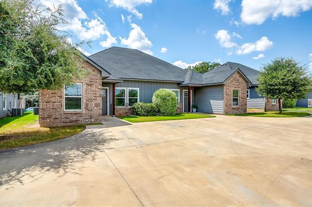 2706 James Rd in Granbury, TX - Building Photo - Building Photo