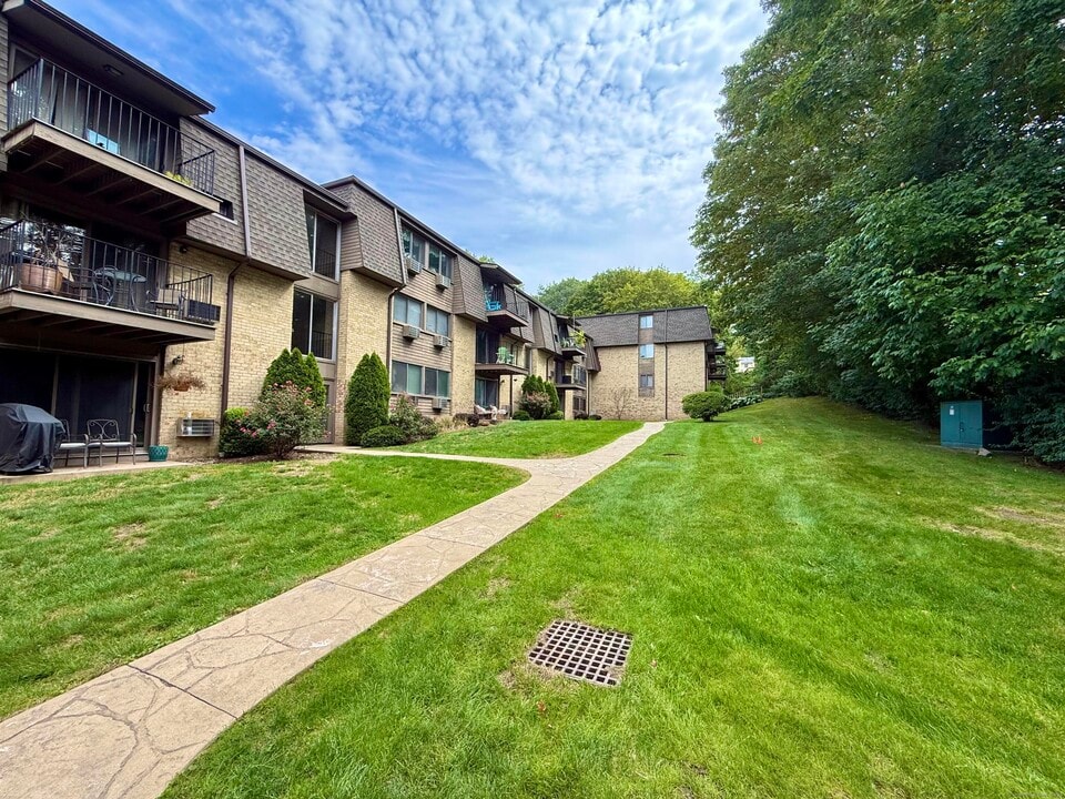 1 Linden St in Norwalk, CT - Foto de edificio