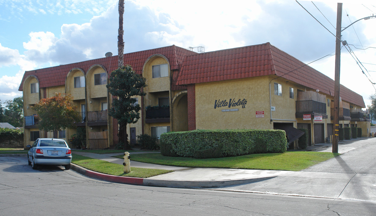 Villa Violeta Ii Apartments in Covina, CA - Foto de edificio