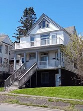 217 E 7th St in Duluth, MN - Building Photo - Building Photo