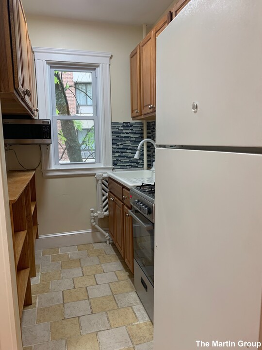 10 Remington St, Unit 208 in Cambridge, MA - Building Photo