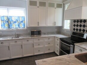 125 Poplar St NW in Winston-Salem, NC - Building Photo - Building Photo