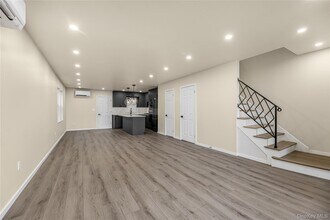 604 Yonkers Ave in Yonkers, NY - Building Photo - Building Photo