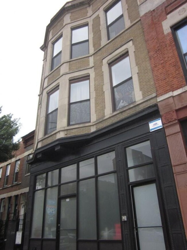 property at 2445 W Harrison St