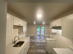246 Pinetree Cir in Griffin, GA - Building Photo - Building Photo