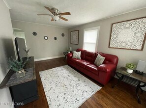 2219 Atchley St in Knoxville, TN - Building Photo - Building Photo