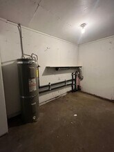 934 W M St in Springfield, OR - Building Photo - Building Photo