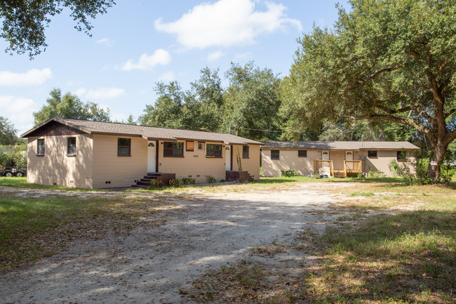 (10 Units) Grovewood Villas in Thonotosassa, FL - Foto de edificio - Building Photo