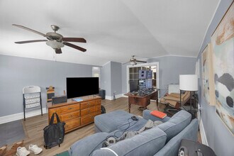 331-335 N Olive St in Orange, CA - Building Photo - Building Photo