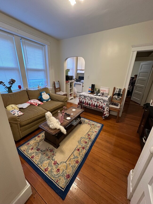 195 Winthrop Rd in Brookline, MA - Foto de edificio - Building Photo