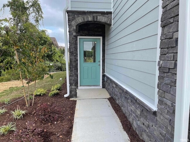 101 Joneshaven Dr in Fuquay Varina, NC - Building Photo - Building Photo