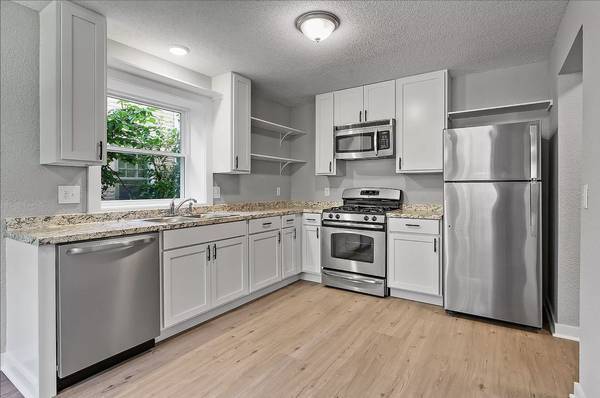 88 King St W in St. Paul, MN - Building Photo