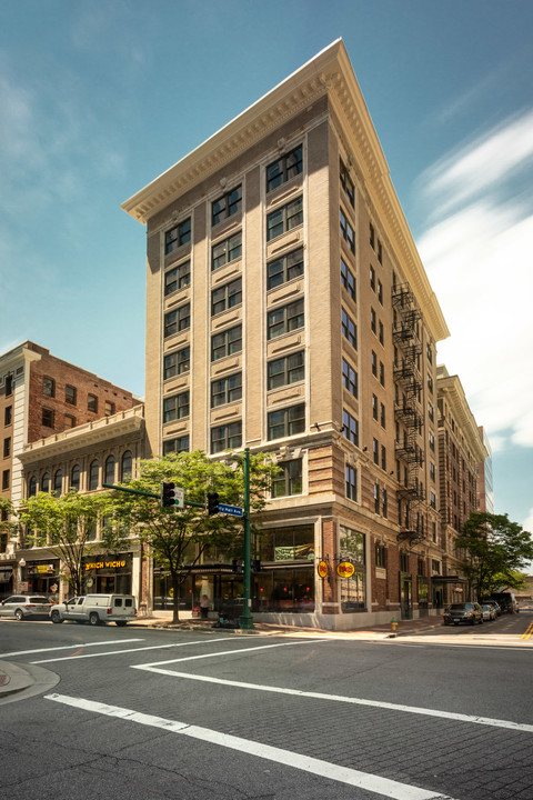 Century in Norfolk, VA - Foto de edificio