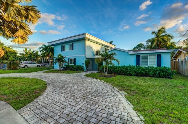 property at 736 NE 34th Ct