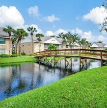174 Pebble Shores Dr in Naples, FL - Building Photo - Building Photo