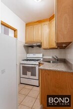 20 Spring St in New York, NY - Building Photo - Building Photo