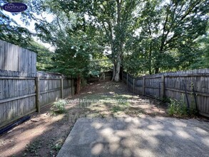 2040 Sand Wedge Cir in Kennesaw, GA - Building Photo - Building Photo