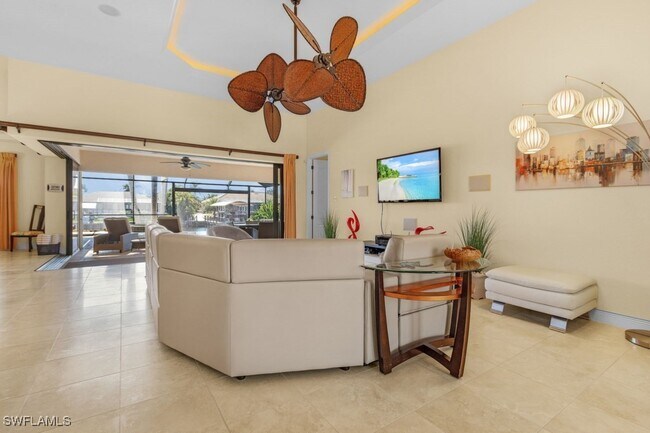 317 SW 15th Terrace