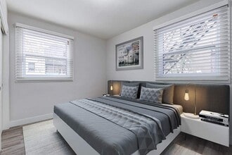 Victoria Arms in Regina, SK - Building Photo - Building Photo