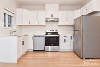 16770-1620A 20A Ave in Surrey, BC - Building Photo - Building Photo