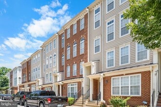 938 Pine Forest Ln in Upper Marlboro, MD - Building Photo - Building Photo
