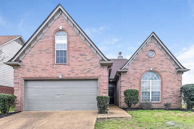 property at 7077 Queens Crown Ct