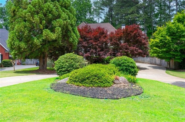 3655 Brisbane Dr in Marietta, GA - Building Photo - Building Photo
