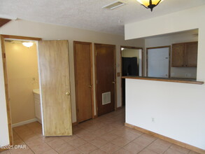 303 Sukoshi Dr in Panama City, FL - Building Photo - Building Photo