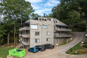 River Canyon in Chattanooga, TN - Foto de edificio - Building Photo