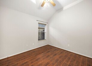 18419 S Raven Shore Dr in Cypress, TX - Building Photo - Building Photo